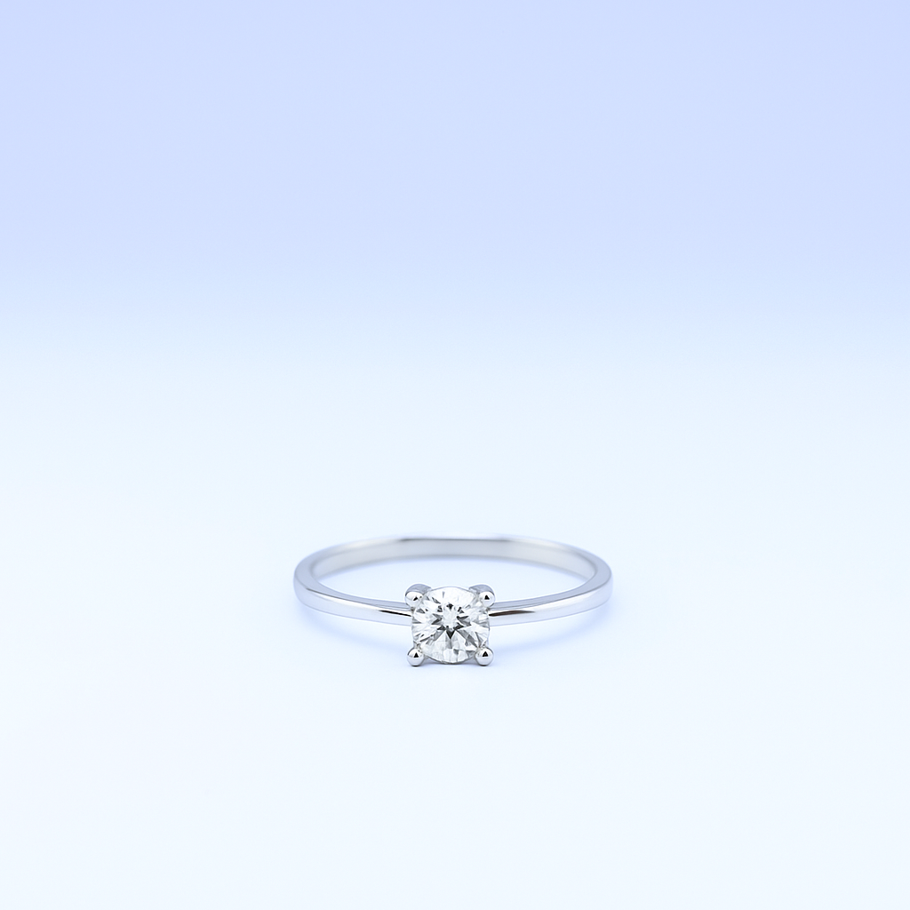 Minimalist Sterling Silver Ring with Triple CZ Stone Accent – Elegant Daily Wear Jewelry